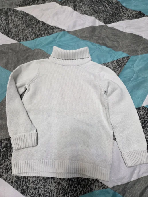 Mothercare Свитер mothercare 104 на 3-4 годика, белый