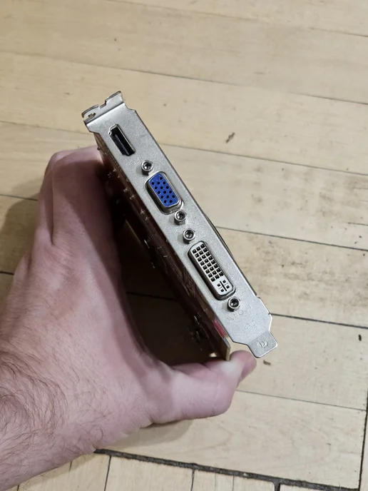 Видеокарта NVIDIA GeForce GT 220, красный, фото 8