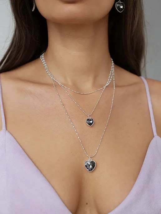 Alla Freud Jewellery Чокер цепь с кристаллами сердечки, серый